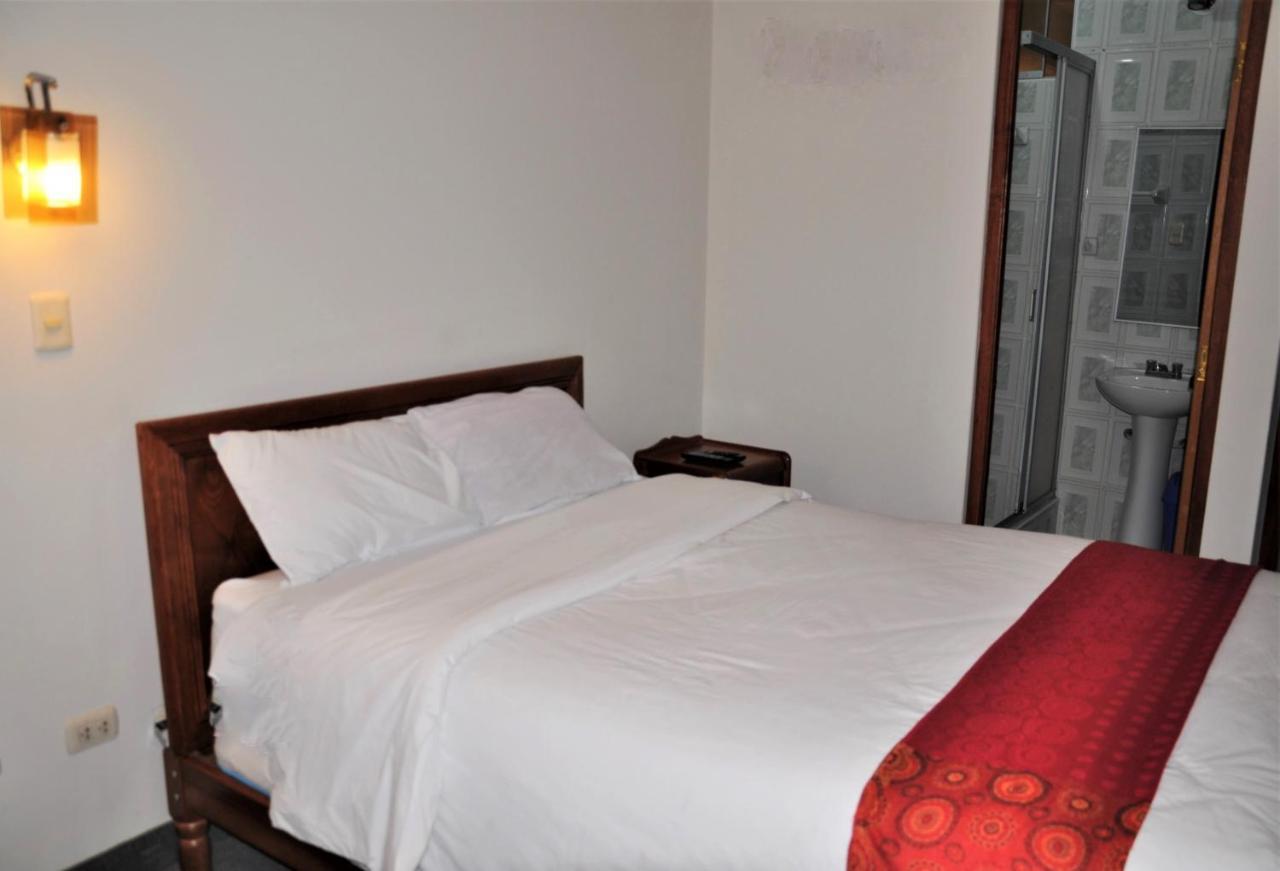 Cesar'S Hotel Peru Puno Exterior photo
